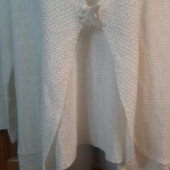 Women's sweater - Picture 9 of 16